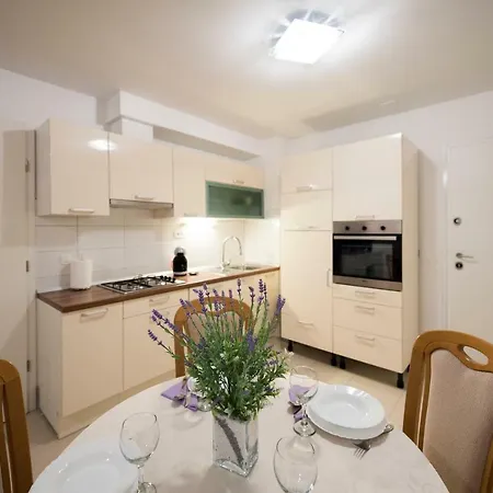 شقة Domy Apartment *