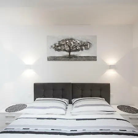 Domy Apartment Daire