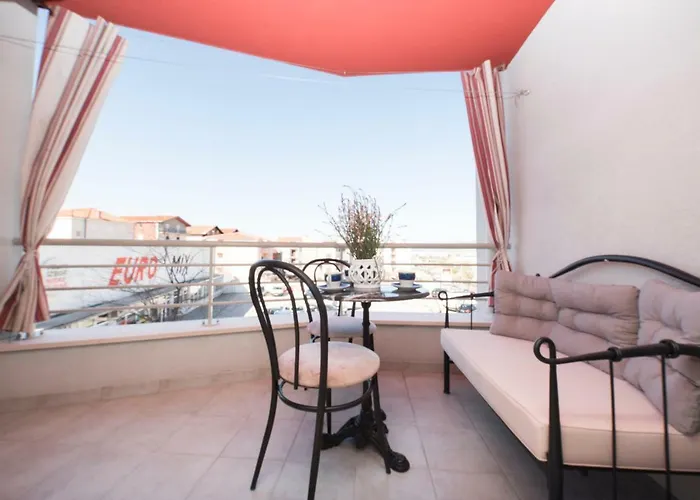 Domy Apartment Daire